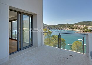 Ref. 296978 | New luxury villa in frontline with guest house and sea access