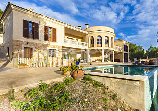 Mallorca Immobilien: Grandiose Villa mit mediterranem Flair