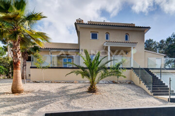 Wunderschöne Villa mit mediterranem Garten