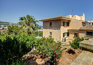 Ref. 2751257 | Mallorca properties villa with sea views close to the beach