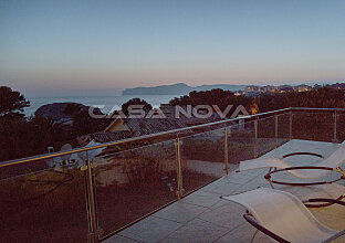 Ref. 2431697 | Cutting edge high-tech villa with sea view
