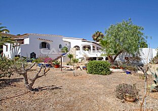 Ref. 2401770 | Mediterrane Ibiza-Stil Villa in bevorzugter Wohnlage