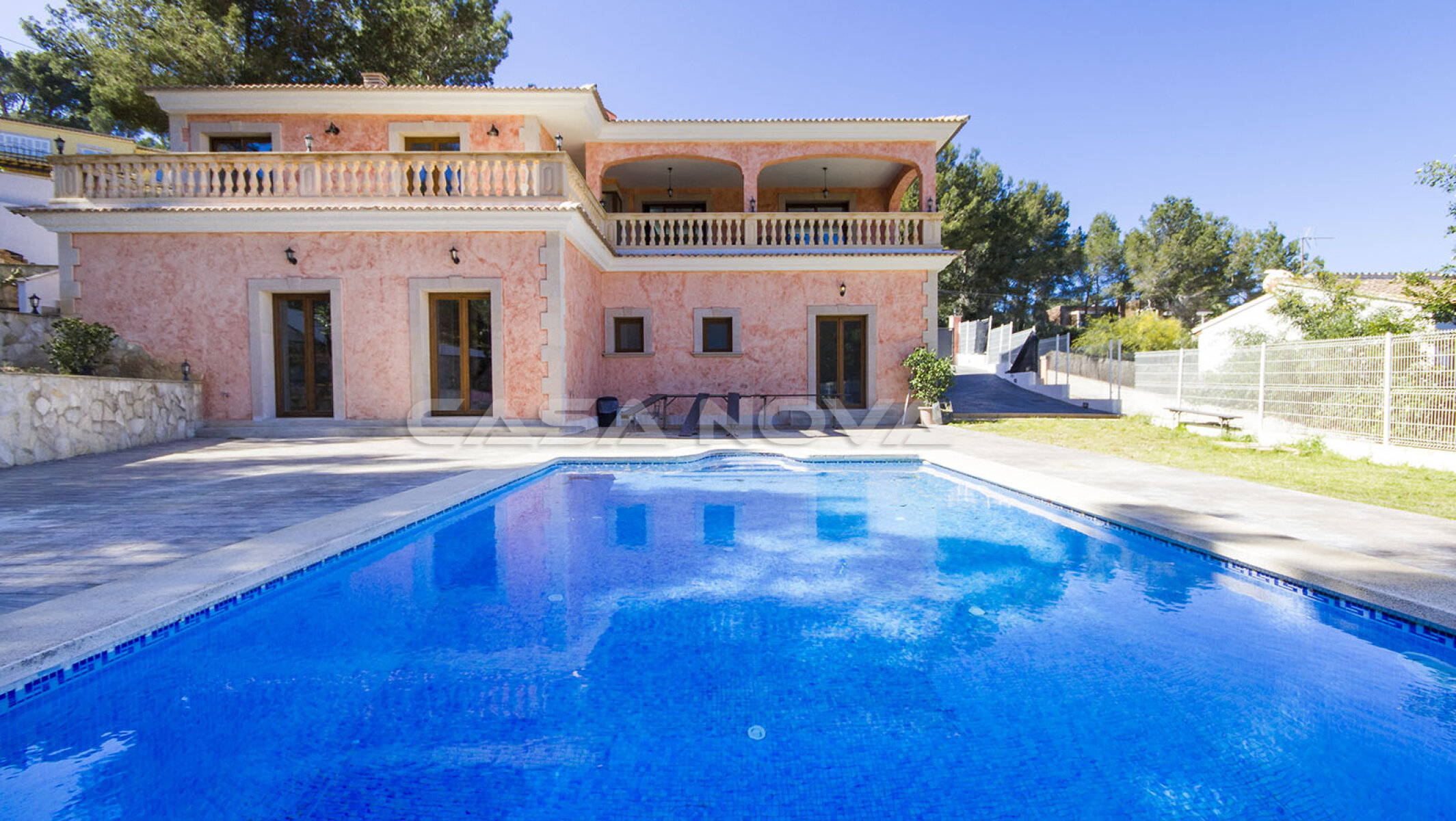 Charmante Villa mit Teil-Meerblick und Lizenz zur Ferienvermietung