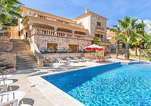Ref. 2602229 | Mediterrane Villa mit Pool in zentraler Lage