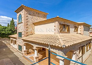 Ref. 2602229 | Mediterranean villa with pool in central location