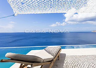 Mallorca luxury properties top-class villa in first sealine