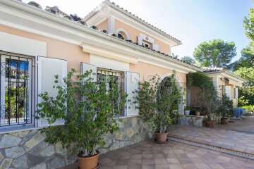 Mediterranean villa Mallorca in exclusive residencial area