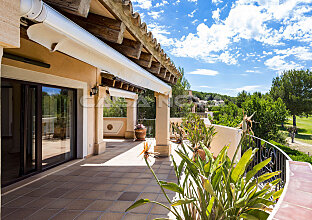 Exclusive Mallorca penthouse in 1st line to the golf course