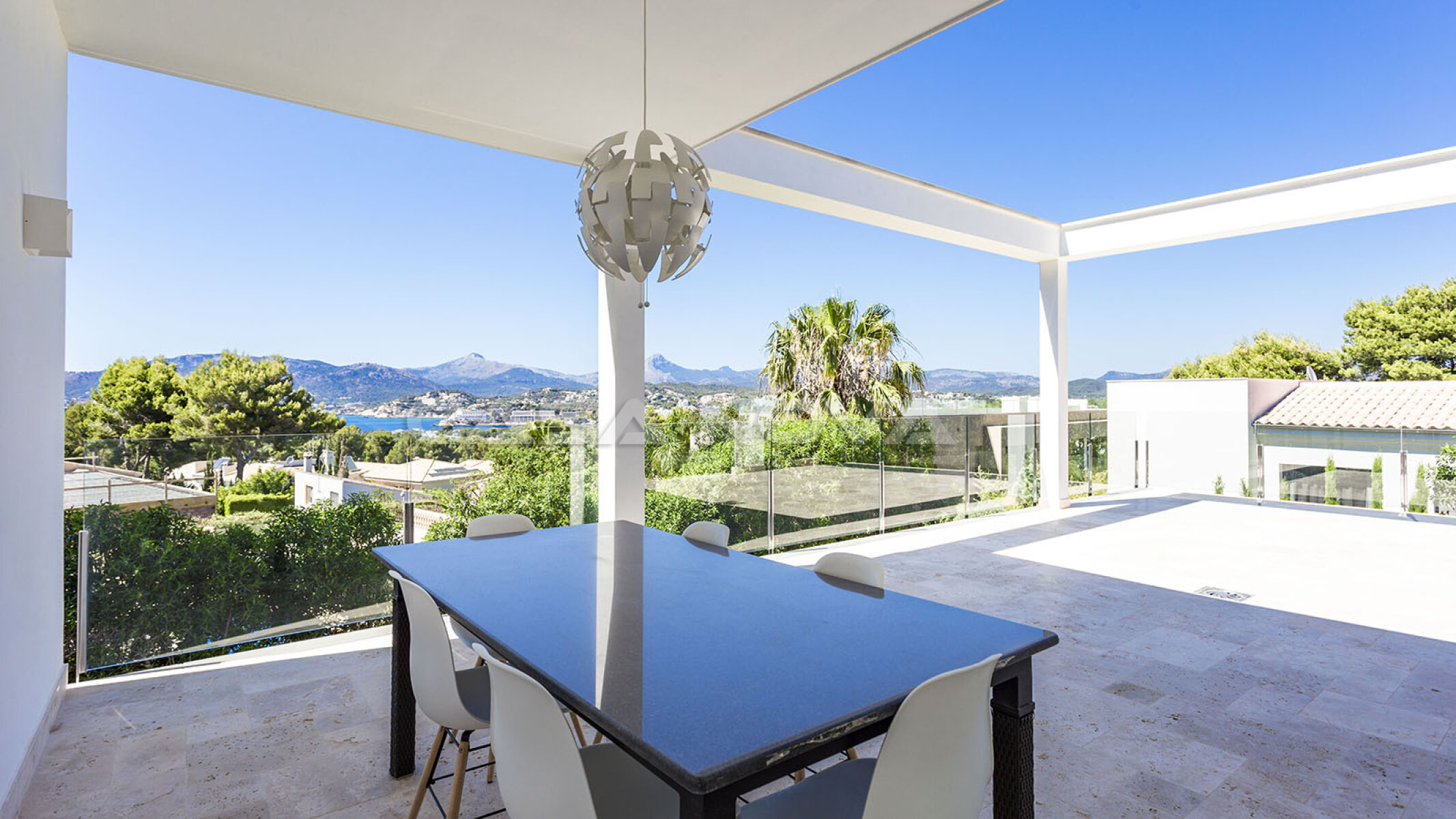 Modernized Mallorca villa with panoramic sea and bay views