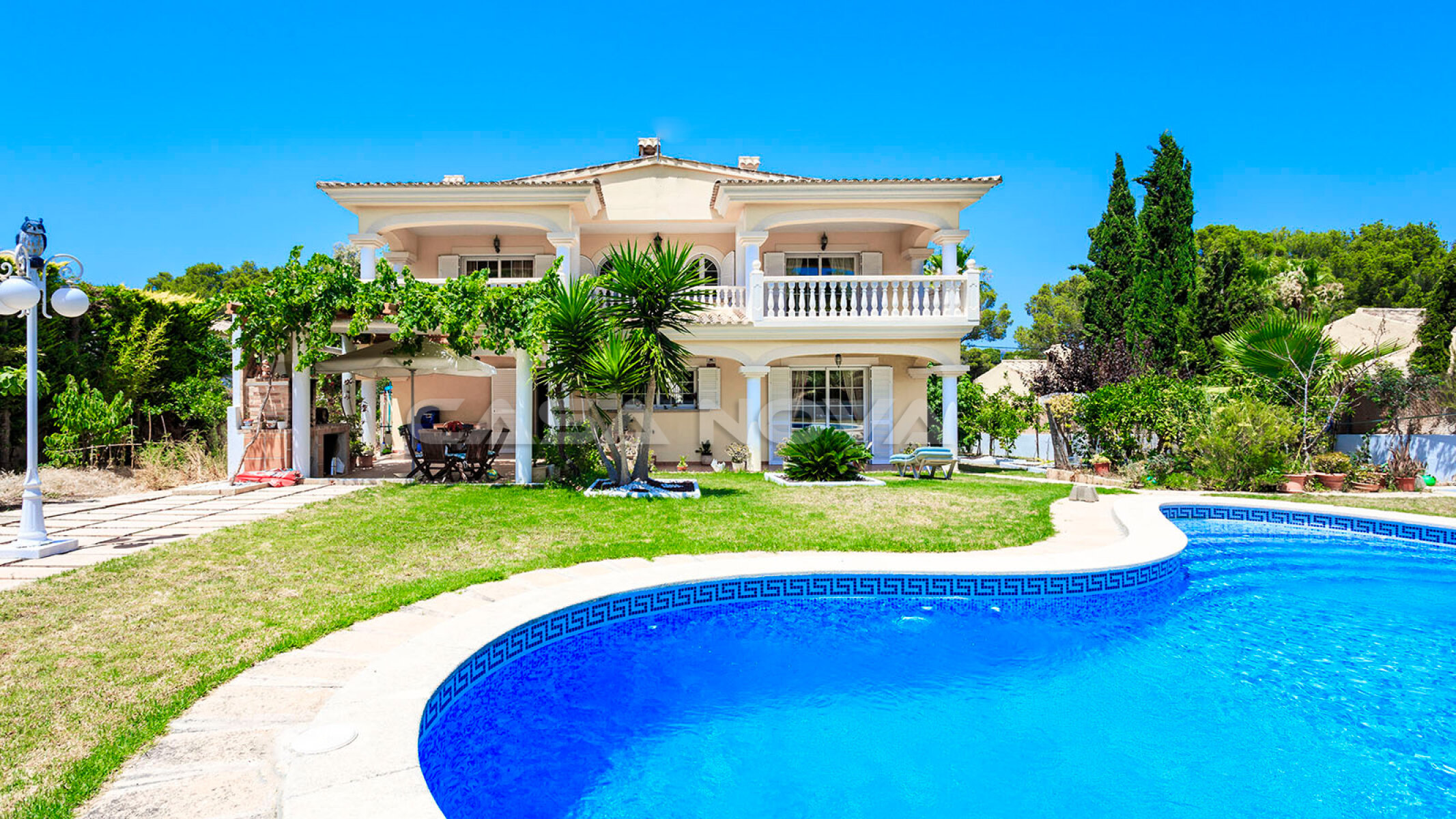 Exclusive Mallorca villa in Mediterranean style and pool