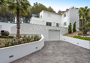 Ref. 2402672 | Moderna villa mallorquina con una impresionante entrada