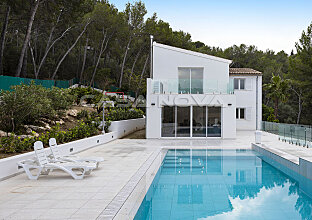 Ref. 2402672 | Vista frontal de la Villa Mallorca con piscina