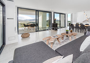 Ref. 2402254 | Open plan living area with floor-to-ceiling window fronts