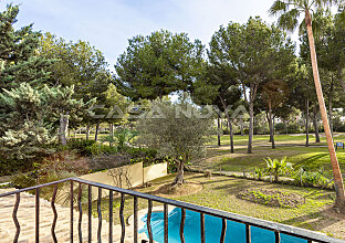 Ref. 2302361 | Mediterrane Villa in 1. Linie zum Golfplatz