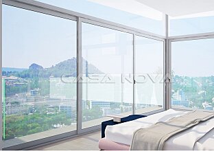 Ref. 2402719 | Light- flooded bedroom with great views