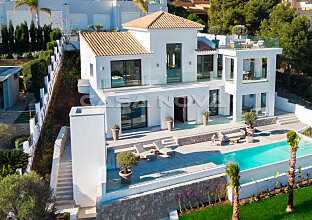 Ref. 2402254 | Aerial view of the modern Mallorca Villa
