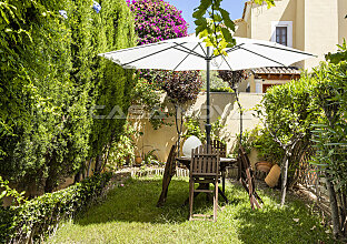 Ref. 2302786 | Encantadora zona de descanso en el jardín mediterráneo