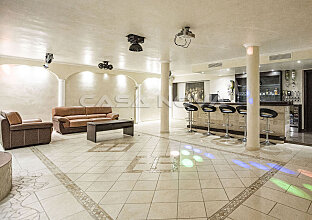 Ref. 2502790 | Zona del sótano de la villa con el bar y el salón