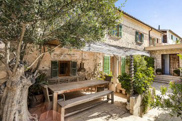 Mediterranean Finca with holiday rental license