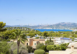 Ref. 2402842 | Atractiva propiedad de inversión con vista al mar en una buena ubicación