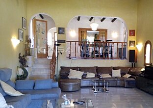 Ref. 2502878 | Investment Villa with vacation license and magnificent sea views