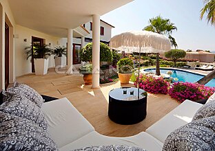 Ref. 256523 | Terrasse mit Blick auf den Pool Villa Santa Ponsa