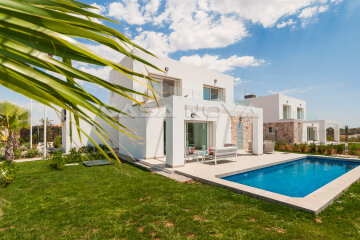 Exclusiva villa de obra nueva Mallorca con piscina cerca de la playa