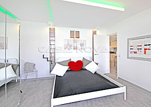 Ref. 1202969 | Moderna habitación doble con iluminación LED