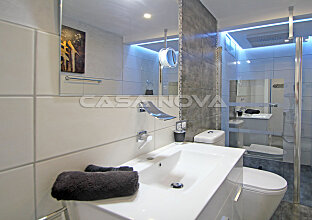 Ref. 1202969 | Baño de alta calidad con equipamiento moderno