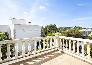 Ref. 2302967 | Kleiner Balkon mit tollem Panoramablick