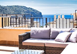 Ref. 2203023 | Chillout Bereich auf der Dachterrasse mit Teil- Meerblick