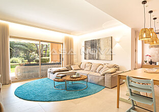 Ref. 1303037 | Heller Wohnbereich mit Terrassenzugang 
