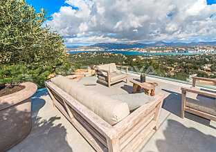 Ref. 2402254 | Sea view terrace with chillout area