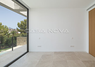 Ref. 2503081 | NEW PRICE: New construction villa with impressive architecture