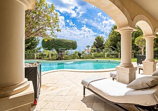 Ref. 2703063 | Imponente villa con espectaculares vistas al mar