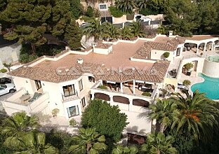 Ref. 2703063 | Imponente villa con espectaculares vistas al mar