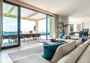 Ref. 2803113 | Villa de diseño única con vistas al mar