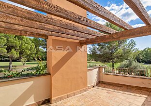 Ref. 2303141 | Sold by Casa Nova Properties! Villa with great character in 1st line to the golf course