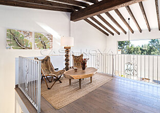 Ref. 2303190 | Harmonious south-facing villa with a very special charm