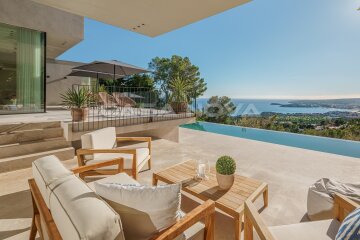 Modern designer villa with panoramic sea views