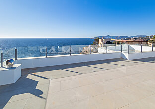 Ref. 2302253 | Villa de nueva construcción con vistas al mar en 1a línea de mar