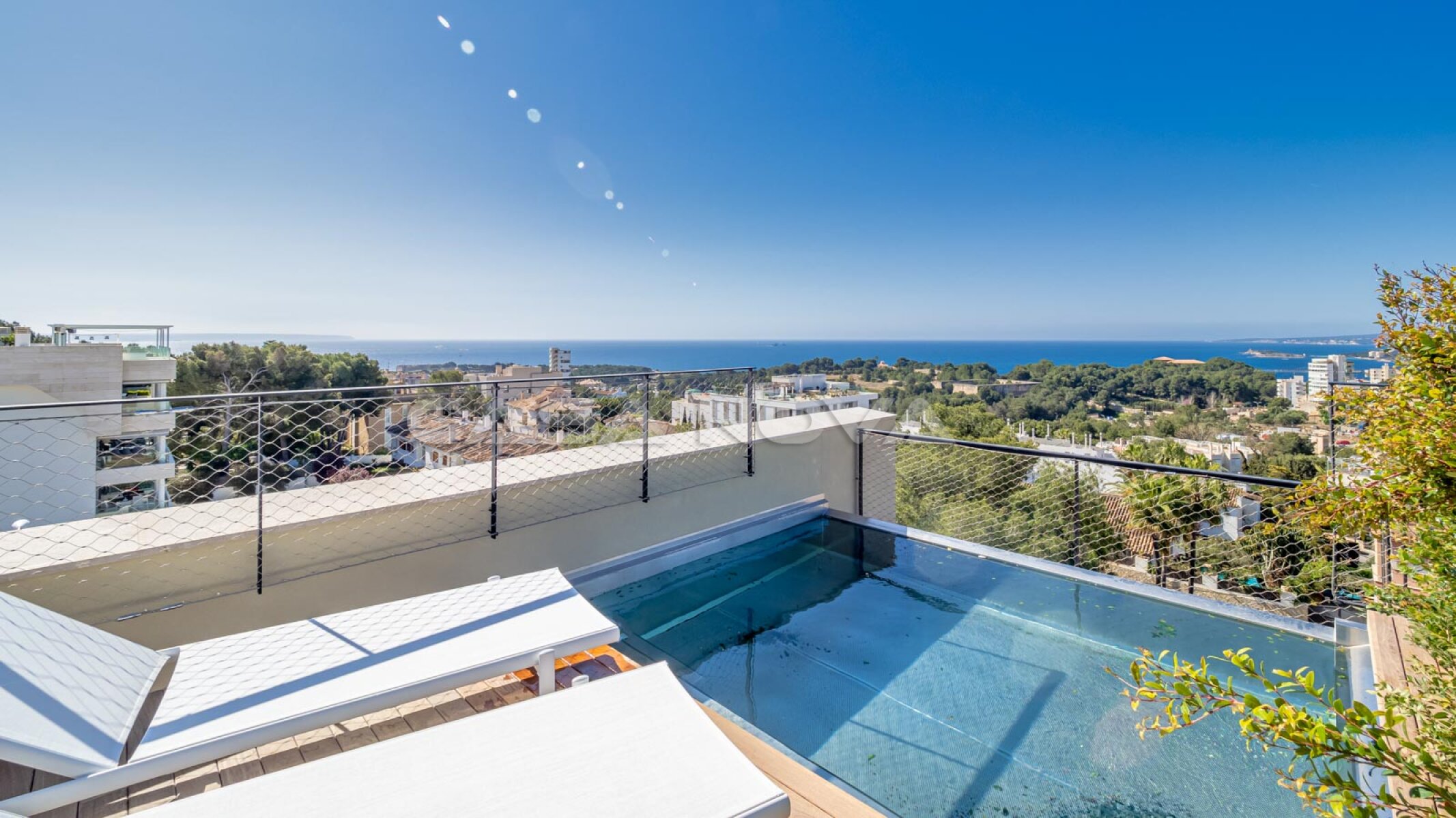Duplex penthouse with idyllic roof terrace with pool