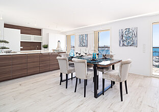 Ref. 1203215 | Modern harbor apartment with top view at Paseo Maritimo