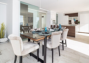 Ref. 1203215 | Modern harbor apartment with top view at Paseo Maritimo