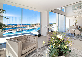 Ref. 2402570 | Designer-Luxusvilla in 1. Meereslinie zu Port Adriano