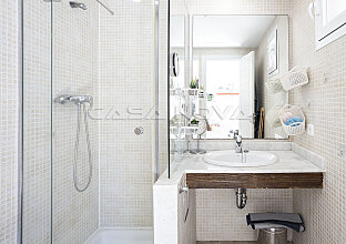 Ref. 2203230 | Mediterranes Reihenendhaus in gepflegter Wohnanlage 