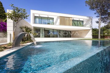 Impressive new villa Mallorca with lots of charm