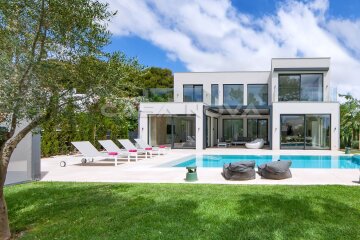 Luxus Neubau Villa der Extraklasse in beliebter Wohnlage