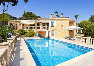 Villa with pool in Mallorca in quiet southwest location