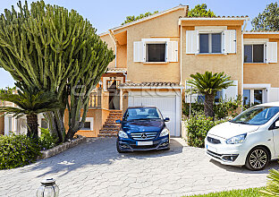 Ref. 2303263 | Villa with pool in Mallorca in quiet southwest location